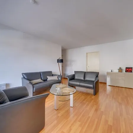 Lovely Flat With Parking Apartment