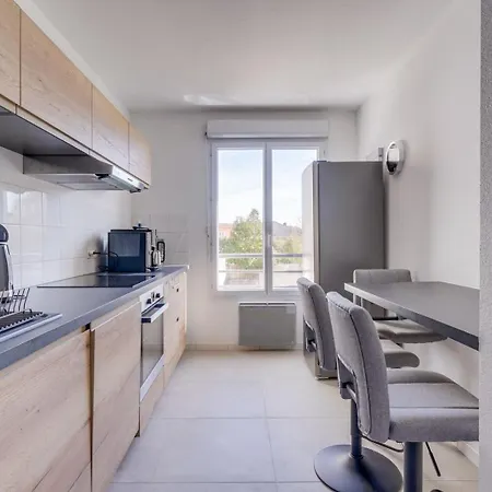 Lovely Flat With Parking Bordeaux