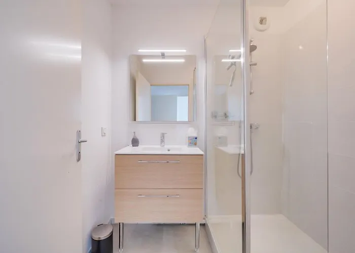 Lovely Flat With Parking Appartamento *