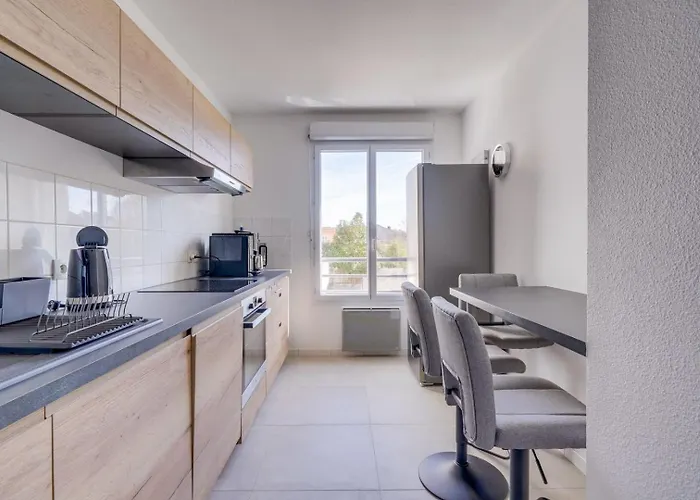 Lovely Flat With Parking Bordeaux